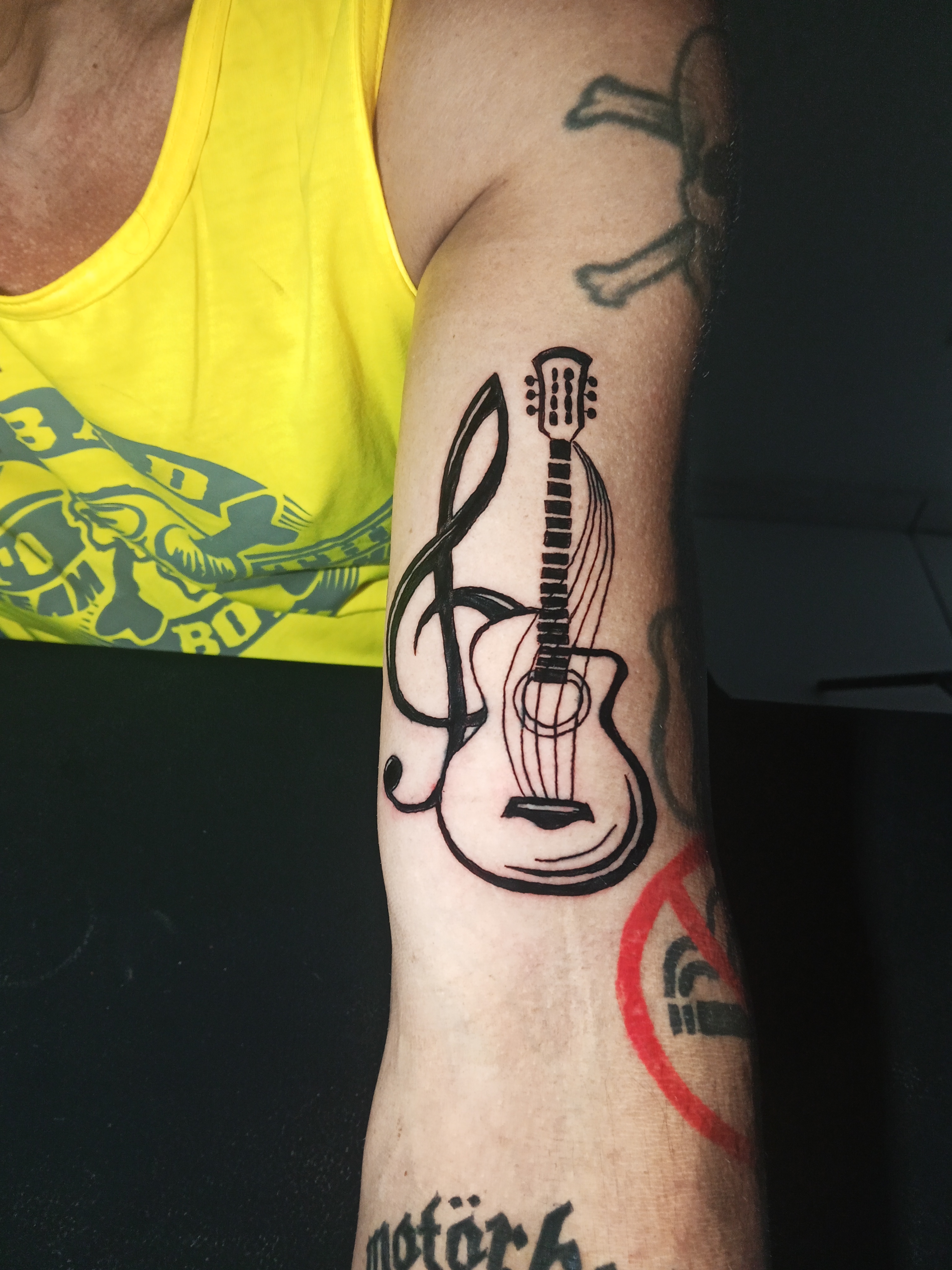Tatuagem 77